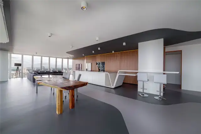 rotterdam-penthouse-kitchen-island-bar