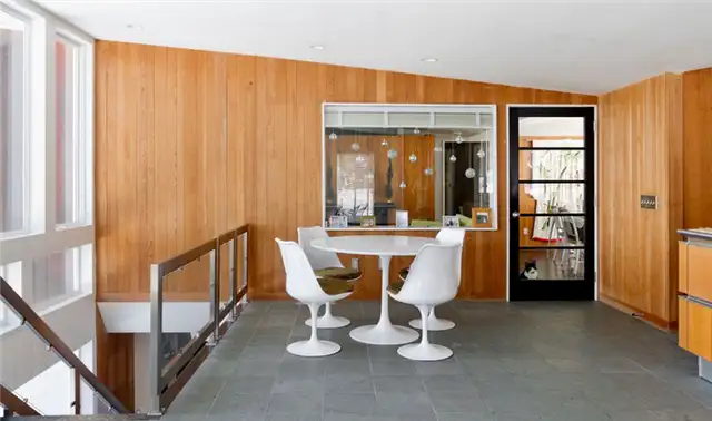 Стул и стол Saarinen Tulip без рук