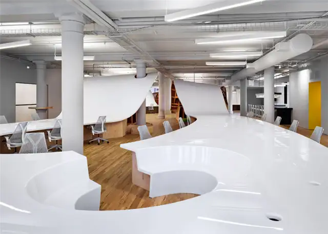 Clive-Wilkinson-Architects-Super-Desk3