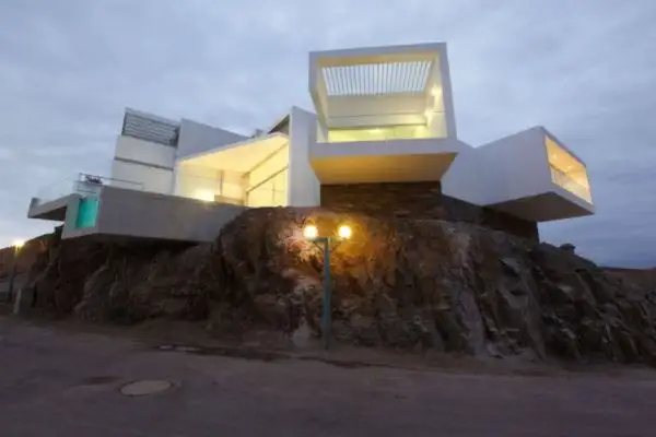 casa-playa-las-lomas-1