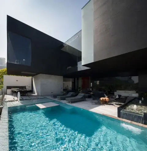 black-contemporary-house-design