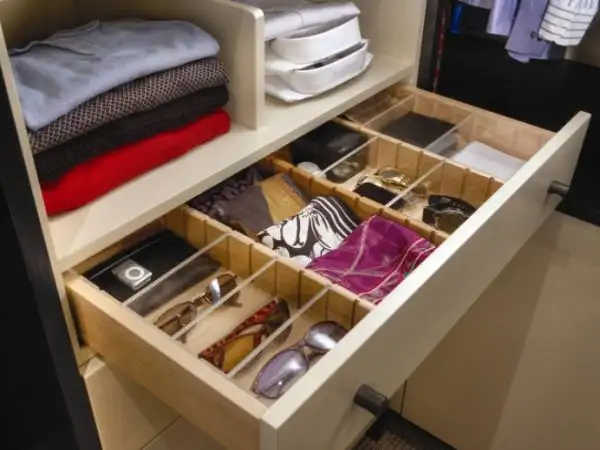 шкаф-аксессуары-пространство1